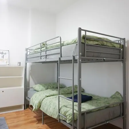 In - Gemuetliche City-suite *